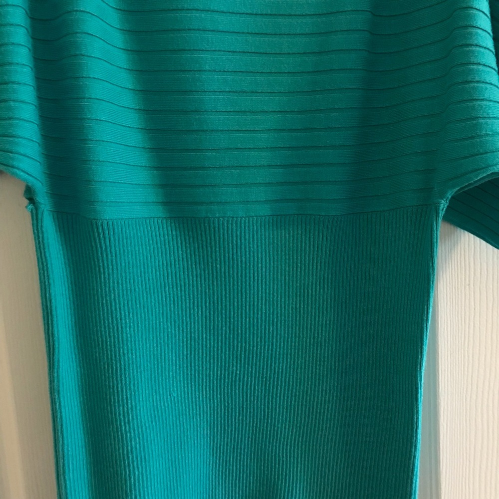 Sweater - Picture 3 of 8